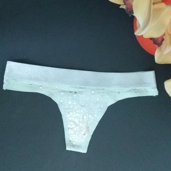 109 VICTORIA'S SECRET SPARKLE THING PANTY SIZE XS/S NWT - Picture 3 of 7